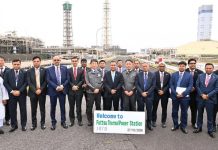 PM visits JERA’s LNG terminal, power plant in Japan